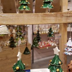 La Bottega Di Mi&Chi - Beautiful ceramic handmade and hand-painted Christmas ornaments.