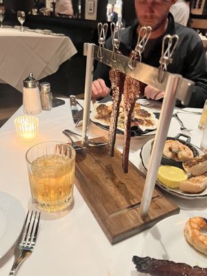 Bon Ton Café by null