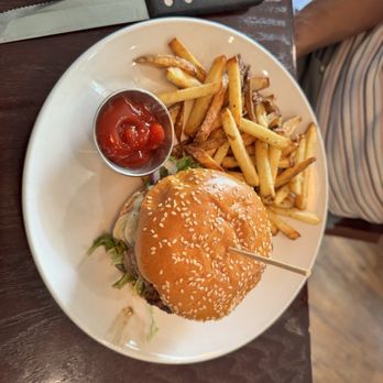 Bistro 197 - Mushroom & Blue Cheeseburger - French Near Me - Oswego, New York