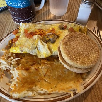 Mapleworks Cafe and Bar - Vegetable omelet - American Near Me - Granton, Wisconsin