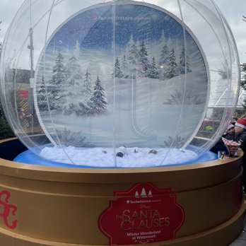 Watermark - The Santa Clauses Winter Wonderland at Watermark - Cocktail Bars Near Me - New York, New York Watermark - The Santa Clauses Winter Wonderland at Watermark - Cocktail Bars Near Me - New York, New York
