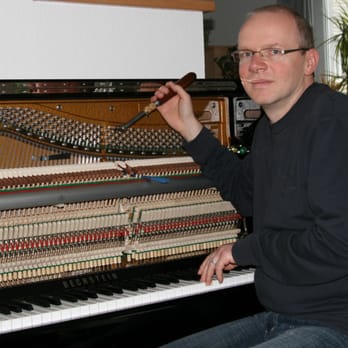 Guido Kophal - beim Stimmen - Kundendienst - Music & DVDs Near Me - Dortmund, NW Guido Kophal - beim Stimmen - Kundendienst - Music & DVDs Near Me - Dortmund, NW