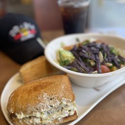 Frontega Chicken Sandwich