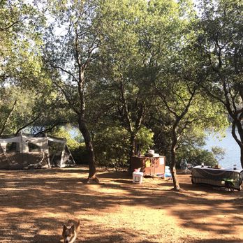 Oak Bottom Marina - Very large camp sites ! This is SB4 - Campgrounds Near Me - Whiskeytown, California Oak Bottom Marina - Very large camp sites ! This is SB4 - Campgrounds Near Me - Whiskeytown, California