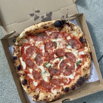 Italia Pasta e Pizza - Diavola - Pizza Near Me - Covina, California Italia Pasta e Pizza - Diavola - Pizza Near Me - Covina, California