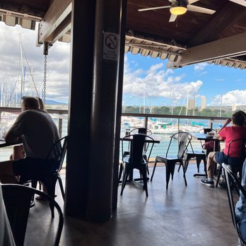Restaurant 604 - Patio sitting. - Breakfast & Brunch Near Me - Honolulu, Hawaii