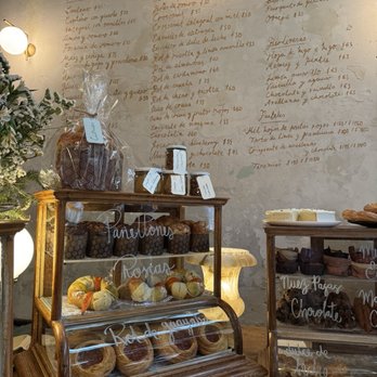 Panadería Rosetta - Bakeries Near Me - Ciudad de Mexico, DIF Panadería Rosetta - Bakeries Near Me - Ciudad de Mexico, DIF