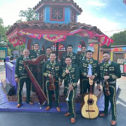 Mariachi Arraigo de America