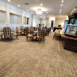Peninsula Golf & Racquet Club - Bar area