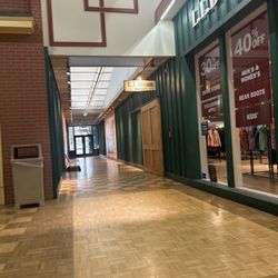 Adirondack Outlet Mall