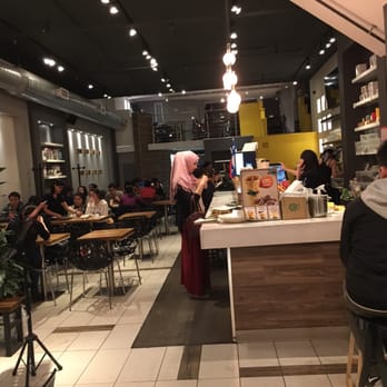 Nos Thés - Lounge view - Taiwanese Near Me - Montreal, Quebec