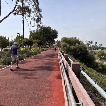 Reuben Ingold Parkway - Walking trail - Parks Near Me - Los Angeles, California Reuben Ingold Parkway - Walking trail - Parks Near Me - Los Angeles, California