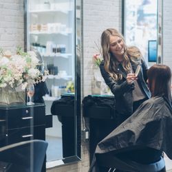 Mountain Chic Hair Lounge