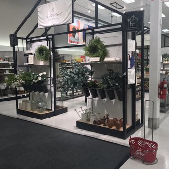 Target - Department Stores Near Me - Reston, Virginia