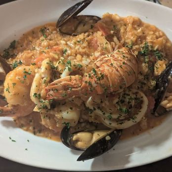 Manny's Wood Grill Steakhouse - Steakhouses Near Me - Doral, Florida