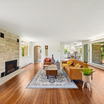 Jan Jacobs - Living Room of 3017 Niles Buchanan Rd - Real Estate Agents Near Me - Buchanan, Michigan Jan Jacobs - Living Room of 3017 Niles Buchanan Rd - Real Estate Agents Near Me - Buchanan, Michigan