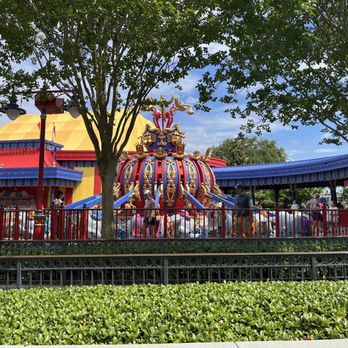 Dumbo The Flying Elephant - Amusement Parks Near Me - Orlando, Florida