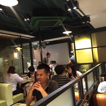 翠華餐廳 - Inside - Hong Kong Style Cafe Near Me - Hong Kong, HK 翠華餐廳 - Inside - Hong Kong Style Cafe Near Me - Hong Kong, HK