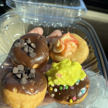Yonutz - Donuts Near Me - Las Vegas, Nevada Yonutz - Donuts Near Me - Las Vegas, Nevada