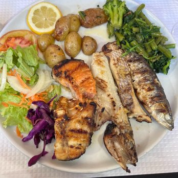 Prazeres do Mar - Mixed grill platter - Seafood Near Me - Lisbon, 11 Prazeres do Mar - Mixed grill platter - Seafood Near Me - Lisbon, 11