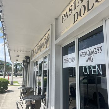 La Bottega Caffe - Coffee & Tea Near Me - Fort Lauderdale, Florida