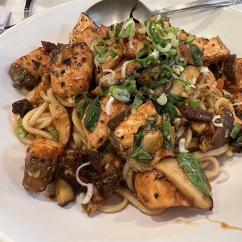 Fanta-Sea Grill - Salmon Pasta with Sun Dried Tomato Sauce. - Seafood Near Me - South Pasadena, California Fanta-Sea Grill - Salmon Pasta with Sun Dried Tomato Sauce. - Seafood Near Me - South Pasadena, California
