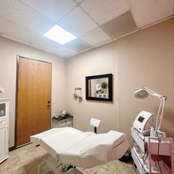 Jennie Bradach Electrolysis - One of our treatment room in Miramar, San Diego CA