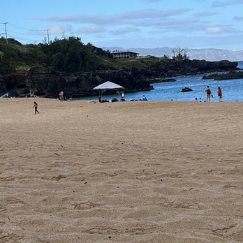 Waimea Bay Beach Park - Rick and beach - Parks Near Me - Haleiwa, Hawaii Waimea Bay Beach Park - Rick and beach - Parks Near Me - Haleiwa, Hawaii