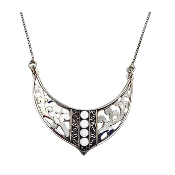 Vera Wolf - Jewelry Near Me - Guilford, Connecticut Vera Wolf - Jewelry Near Me - Guilford, Connecticut