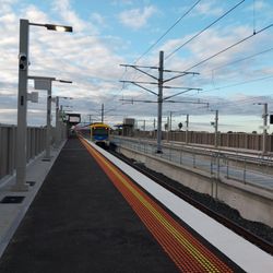 Parkdale Railway station - Platform New Station