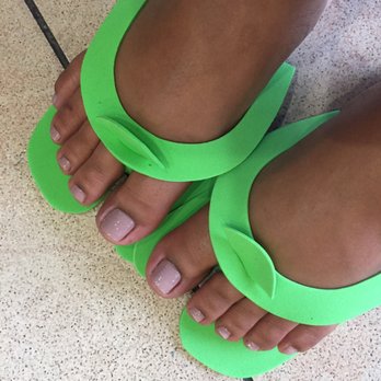 Quality Nails & Spa - Nail Salons Near Me - Long Beach, California