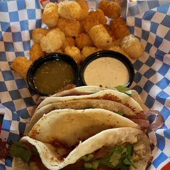 Pignic Pub & Patio - Cocktail Bars Near Me - Reno, Nevada