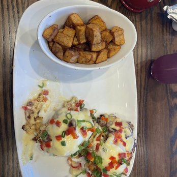 Another Broken Egg Cafe - Crabcake Benedict - American Near Me - Austin, Texas Another Broken Egg Cafe - Crabcake Benedict - American Near Me - Austin, Texas