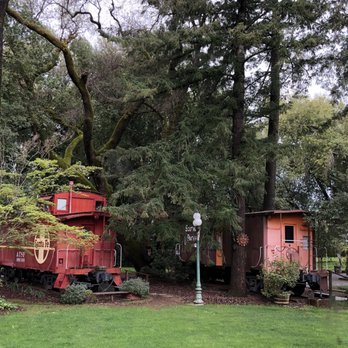 Featherbed Railroad - Bed & Breakfast Near Me - Upper Lake, California Featherbed Railroad - Bed & Breakfast Near Me - Upper Lake, California