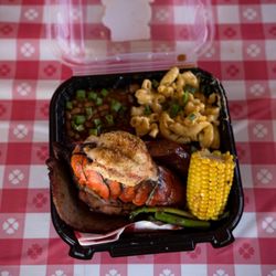 ZAEZ SMOKEHOUSE - Smoked Lobster,Tri tip,Rib  Plate