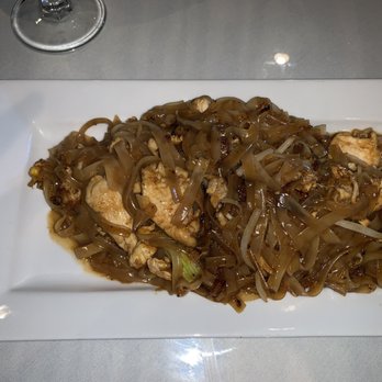 Tani Thai Restaurant - Excellent Chicken Pad Thai - Thai Near Me - Miami, Florida Tani Thai Restaurant - Excellent Chicken Pad Thai - Thai Near Me - Miami, Florida