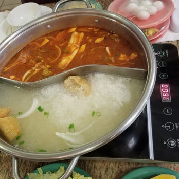 Hot Pot Heaven - Split pot with two broths: Kim chee and Tofu - Vietnamese Near Me - Honolulu, Hawaii