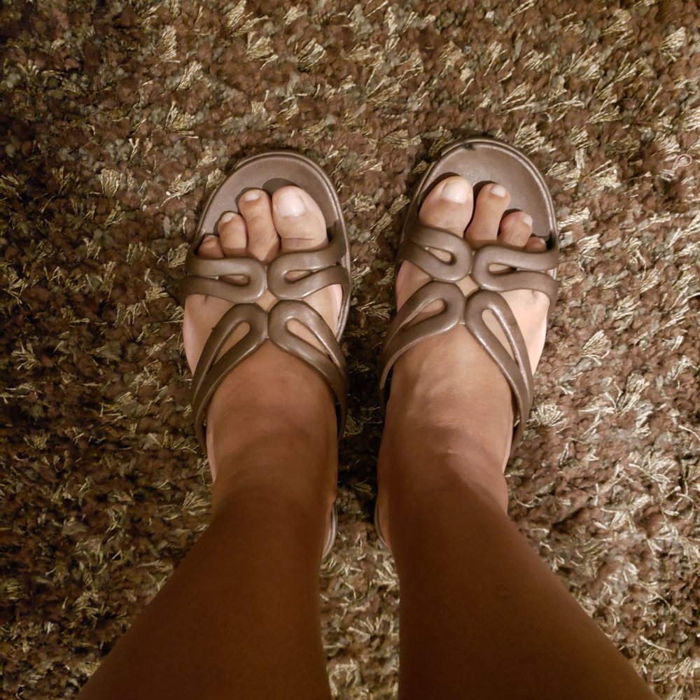 Spavia  Fishers - Spa sandals - Skin Care Near Me - Fishers, Indiana