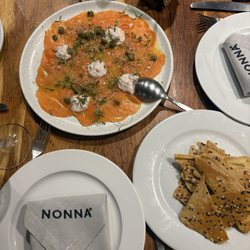 Nonna - Salmon carpaccio