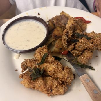 The Morning Fork - Fried chicken and potatoes - Breakfast & Brunch Near Me - Sacramento, California The Morning Fork - Fried chicken and potatoes - Breakfast & Brunch Near Me - Sacramento, California