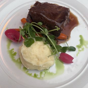 Napa Valley Wine Train - Very flavoring steak - New American Near Me - Napa, California