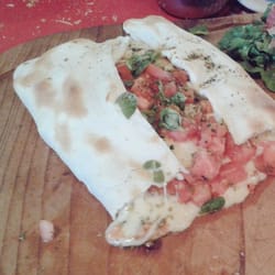 Cinqueterre ristorante - Le piadine romagnole caprese. Riquísimo