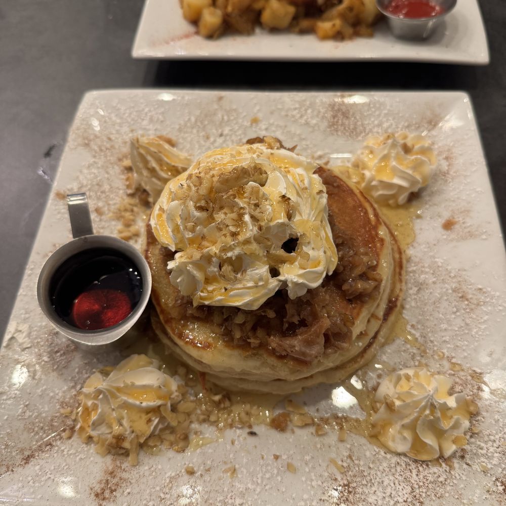 Baklava Butter Crumble Pancakes Baklava Butter Crumble Pancakes