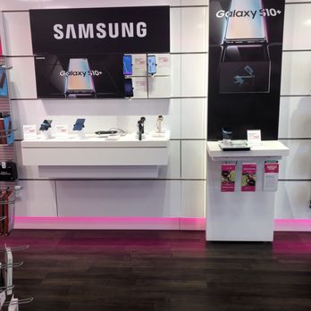 T-Mobile - Mobile Phones Near Me - Annandale, Virginia