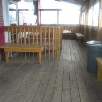 Peppermill Lounge South - Peppermills Enclosed Deck that accomodates Smokers. - Pubs Near Me - Kansas City, Missouri Peppermill Lounge South - Peppermills Enclosed Deck that accomodates Smokers. - Pubs Near Me - Kansas City, Missouri