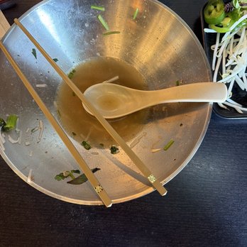 Pho Kitchen - 25. Beef Combination - Desserts Near Me - San Jose, California