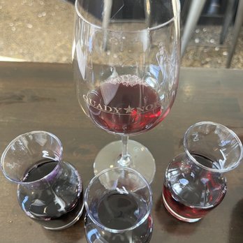 Quady North Winery - a glass of red wine - Wineries Near Me - Jacksonville, Oregon Quady North Winery - a glass of red wine - Wineries Near Me - Jacksonville, Oregon