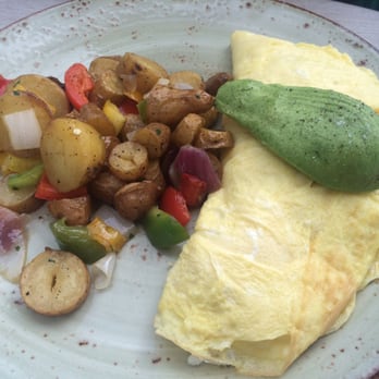 Driftwood Kitchen - Omelette with Dungeness crab - Seafood Near Me - Laguna Beach, California