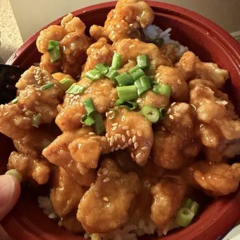 Phonominal Eats - Orange chicken bowl 5 out of 10 - Asian Fusion Near Me - Lemoore, California Phonominal Eats - Orange chicken bowl 5 out of 10 - Asian Fusion Near Me - Lemoore, California