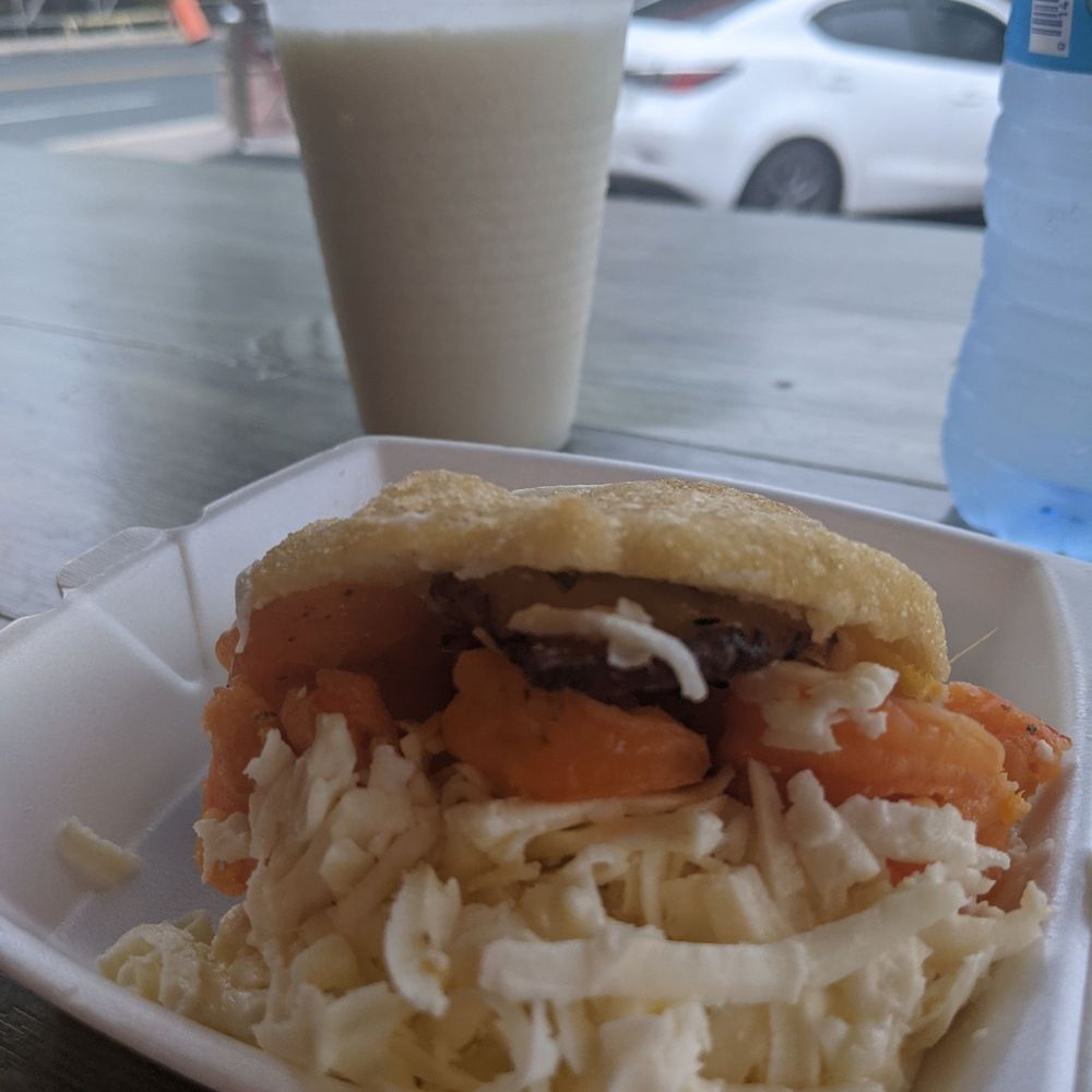 Los Chamos Arepas - Shrimp, sweet plantain, and cheese arepa - Venezuelan Near Me - Carolina, Puerto Rico Los Chamos Arepas - Shrimp, sweet plantain, and cheese arepa - Venezuelan Near Me - Carolina, Puerto Rico